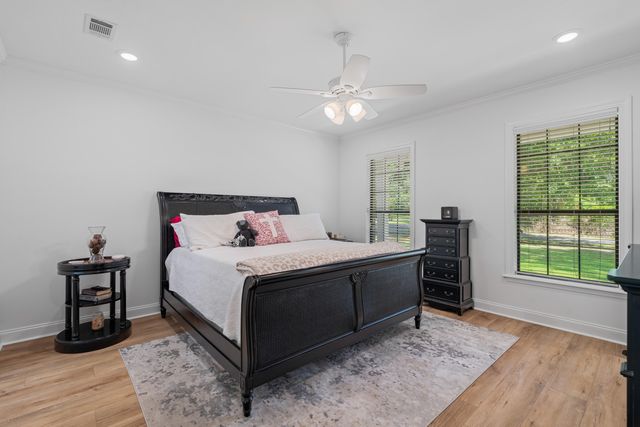 154 Dogwood Ln., Hattiesburg, MS 39402