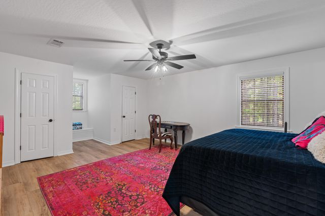 154 Dogwood Ln., Hattiesburg, MS 39402