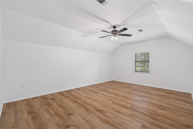 154 Dogwood Ln., Hattiesburg, MS 39402
