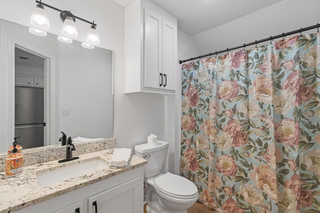 154 Dogwood Ln., Hattiesburg, MS 39402