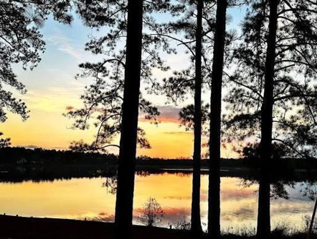 154 Dogwood Ln., Hattiesburg, MS 39402