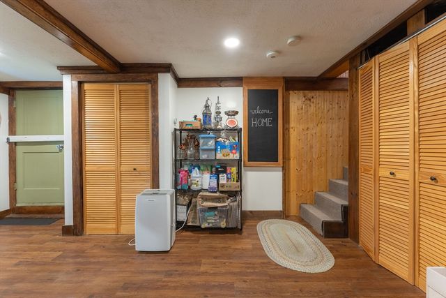 49 Ossamequin Rd, Billerica, MA 01821