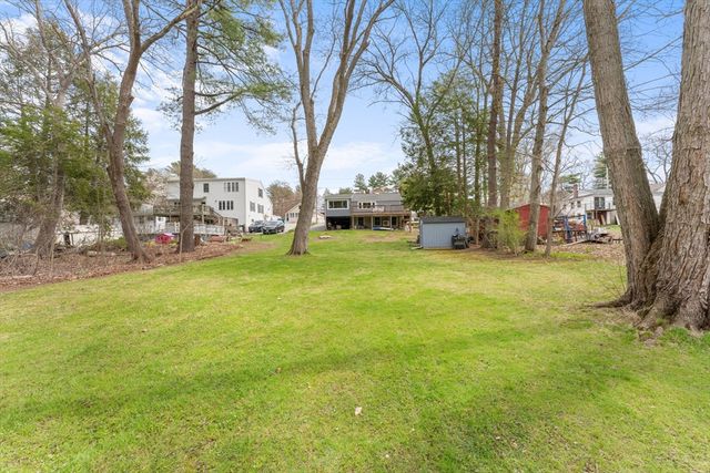 49 Ossamequin Rd, Billerica, MA 01821