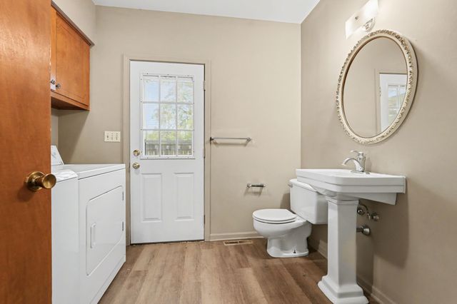 2120 Leffingwell Avenue NE, Grand Rapids, MI 49525
