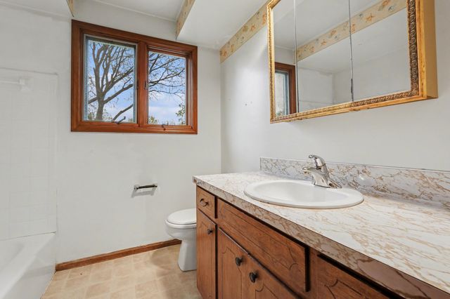 2120 Leffingwell Avenue NE, Grand Rapids, MI 49525