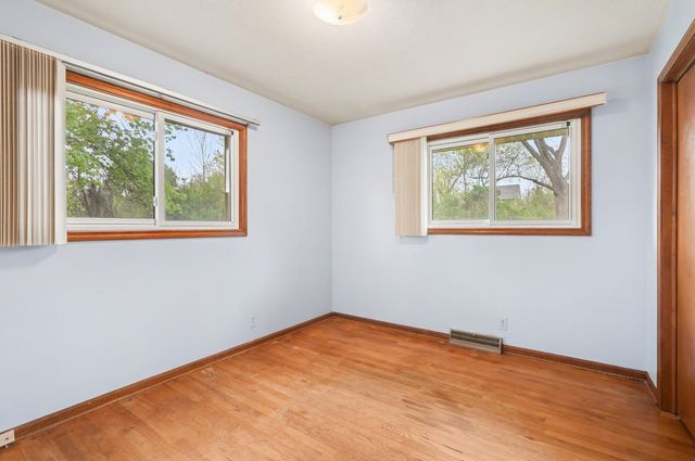 2120 Leffingwell Avenue NE, Grand Rapids, MI 49525
