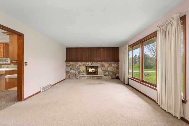 2120 Leffingwell Avenue NE, Grand Rapids, MI 49525