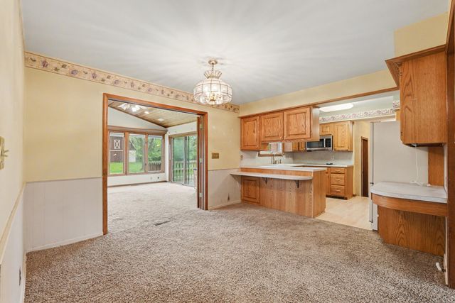 2120 Leffingwell Avenue NE, Grand Rapids, MI 49525
