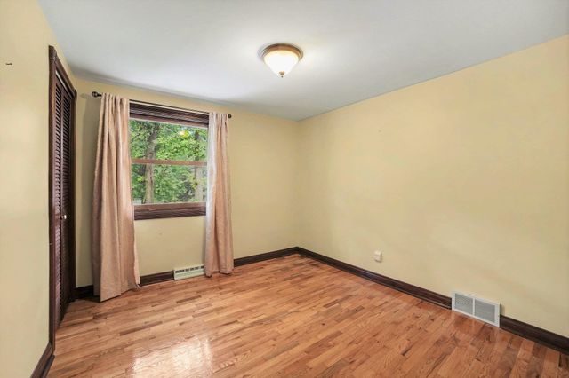 1586 St. Marys Court, Essexville, MI 48732