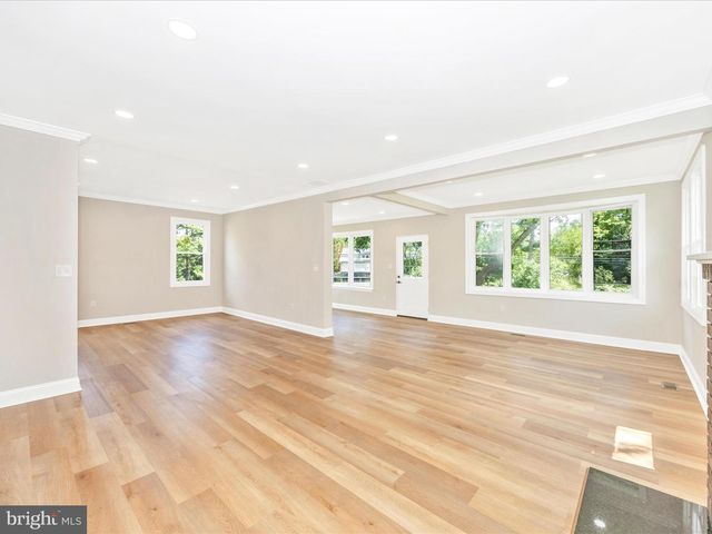 692 RIDGE RD, Mount Airy, MD 21771