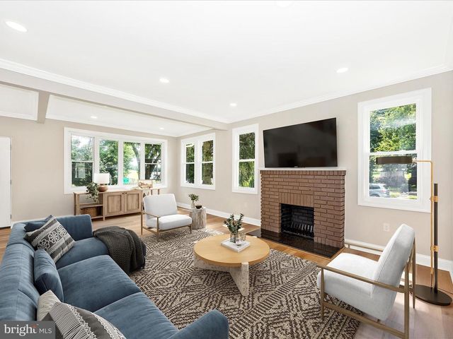 692 RIDGE RD, Mount Airy, MD 21771