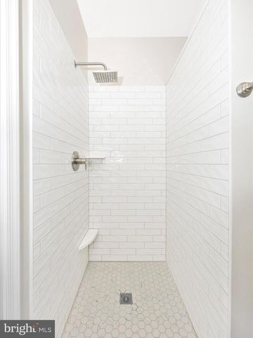 692 RIDGE RD, Mount Airy, MD 21771