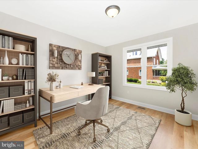 692 RIDGE RD, Mount Airy, MD 21771