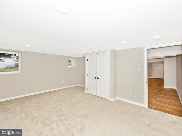 692 RIDGE RD, Mount Airy, MD 21771