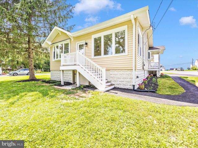 692 RIDGE RD, Mount Airy, MD 21771