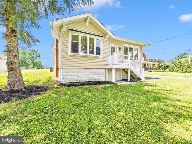 692 RIDGE RD, Mount Airy, MD 21771