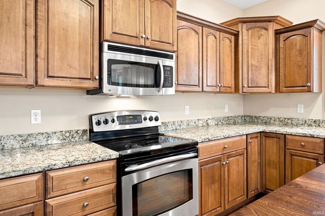 1929 Durkees Run Court, Lafayette, IN 47909