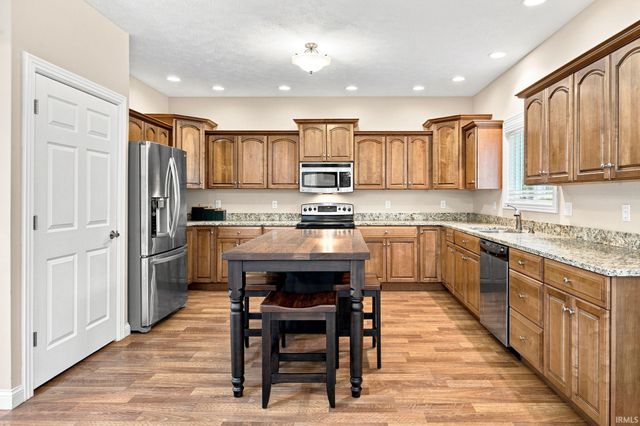 1929 Durkees Run Court, Lafayette, IN 47909
