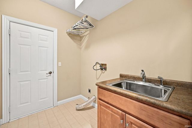 1929 Durkees Run Court, Lafayette, IN 47909