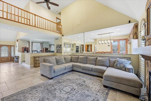 4712 Frost, Orange, TX 77630