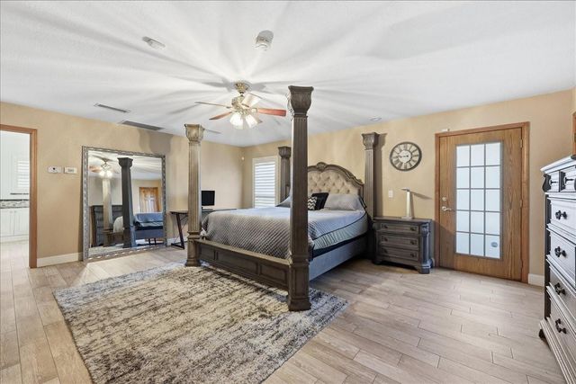 4712 Frost, Orange, TX 77630