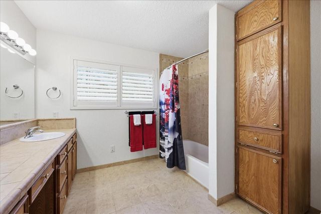 4712 Frost, Orange, TX 77630