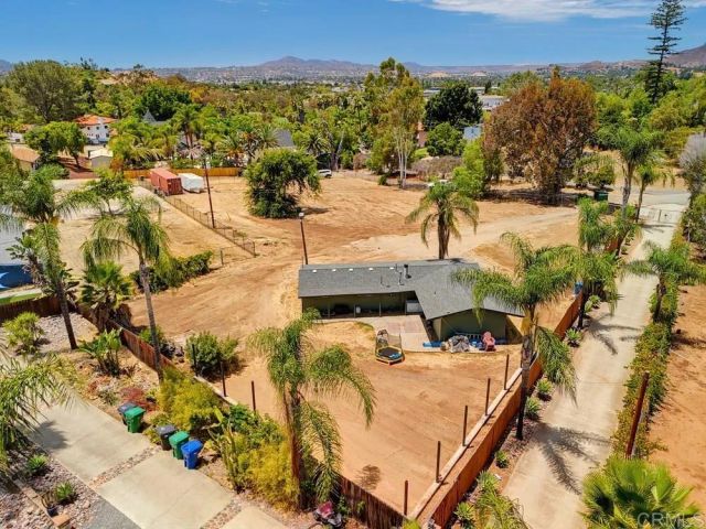 1949 Sunnyside Ave Avenue, El Cajon, CA 92019