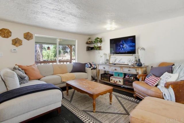 1949 Sunnyside Ave Avenue, El Cajon, CA 92019