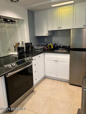 21 Leroy Place 1E, Red Bank, NJ 07701