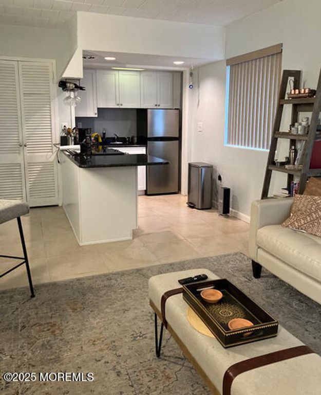 21 Leroy Place 1E, Red Bank, NJ 07701