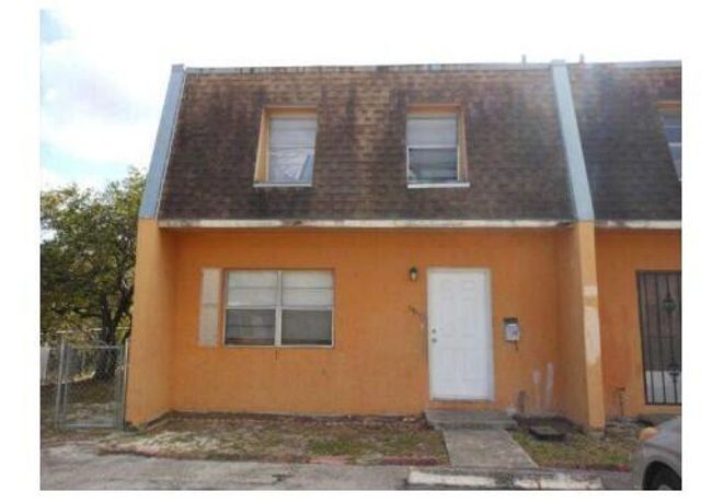 5950 NW 27th Place 157, Sunrise, FL 33313