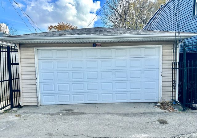 2738 S Christiana Avenue, Chicago, IL 60623