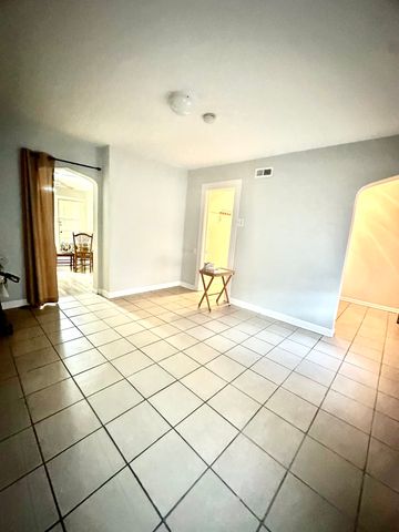 2738 S Christiana Avenue, Chicago, IL 60623