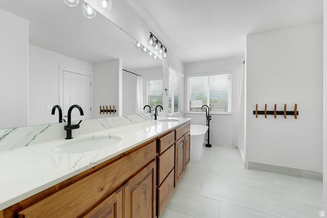 9517 N FAUST STATION, Eagle Mountain, UT 84005