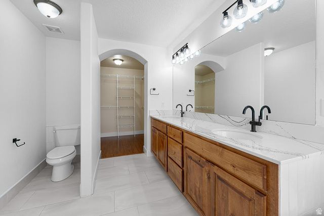 9517 N FAUST STATION, Eagle Mountain, UT 84005