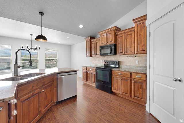 9517 N FAUST STATION, Eagle Mountain, UT 84005
