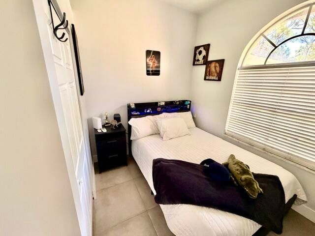 12377 77TH Place N, The Acreage, FL 33412