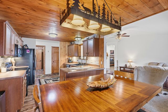 126 Dragonfly Lane, Branson, MO 65616