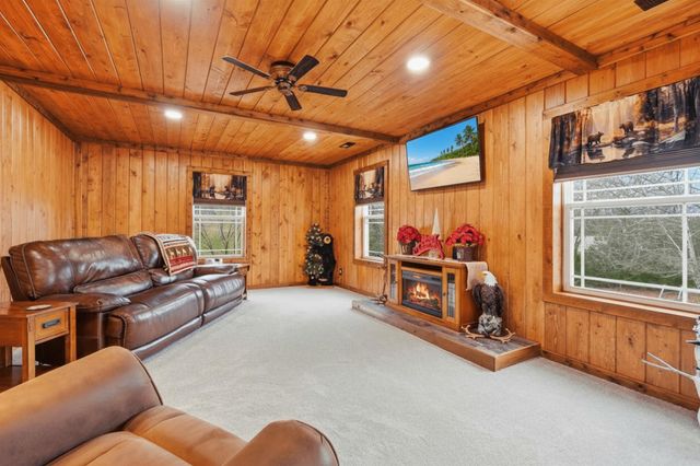 126 Dragonfly Lane, Branson, MO 65616