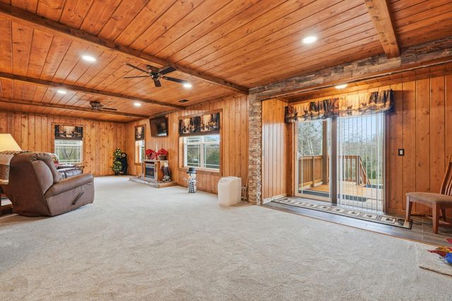 126 Dragonfly Lane, Branson, MO 65616