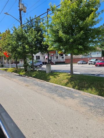 1239 W 22nd Street C, Houston, TX 77008