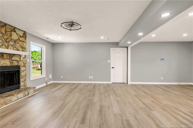 7586 Fox Fern Drive, Fayetteville, NC 28314