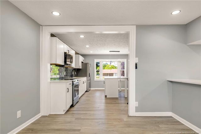 7586 Fox Fern Drive, Fayetteville, NC 28314