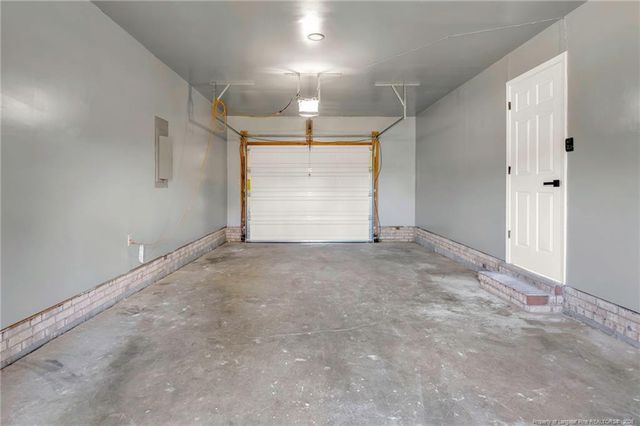 7586 Fox Fern Drive, Fayetteville, NC 28314