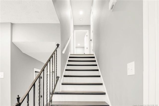 7586 Fox Fern Drive, Fayetteville, NC 28314