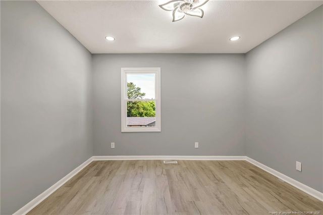 7586 Fox Fern Drive, Fayetteville, NC 28314