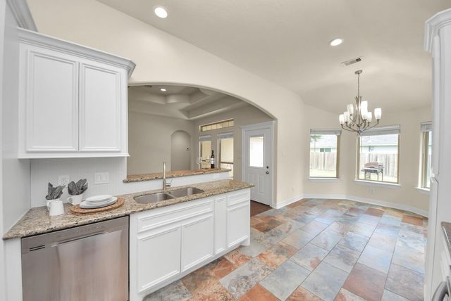 1759 Hazelwood Street, Conroe, TX 77301