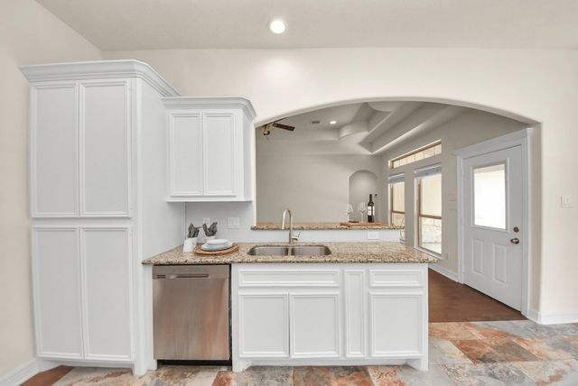 1759 Hazelwood Street, Conroe, TX 77301