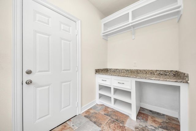1759 Hazelwood Street, Conroe, TX 77301