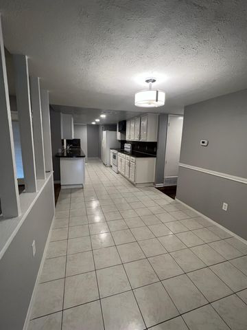 8103 Edgebrook Forest Court, Houston, TX 77088